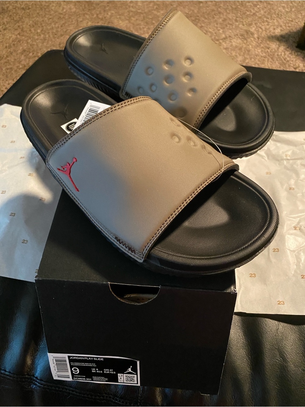 Jordan Men’s Play Slide. Size 9. NWT.